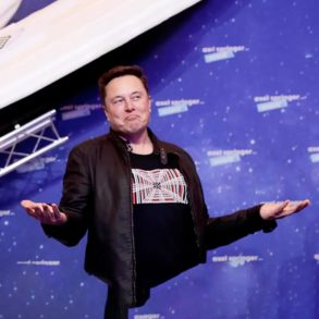 Elon Musk quiere comprar Twitter, otra vez